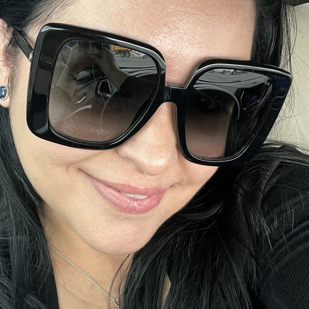 Gucci sunglases